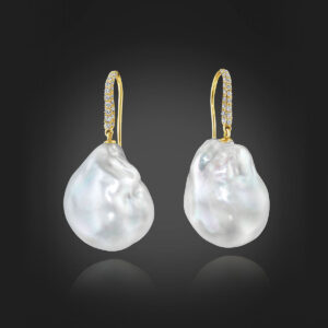 Sensuous and sensational baroque pearl earrings